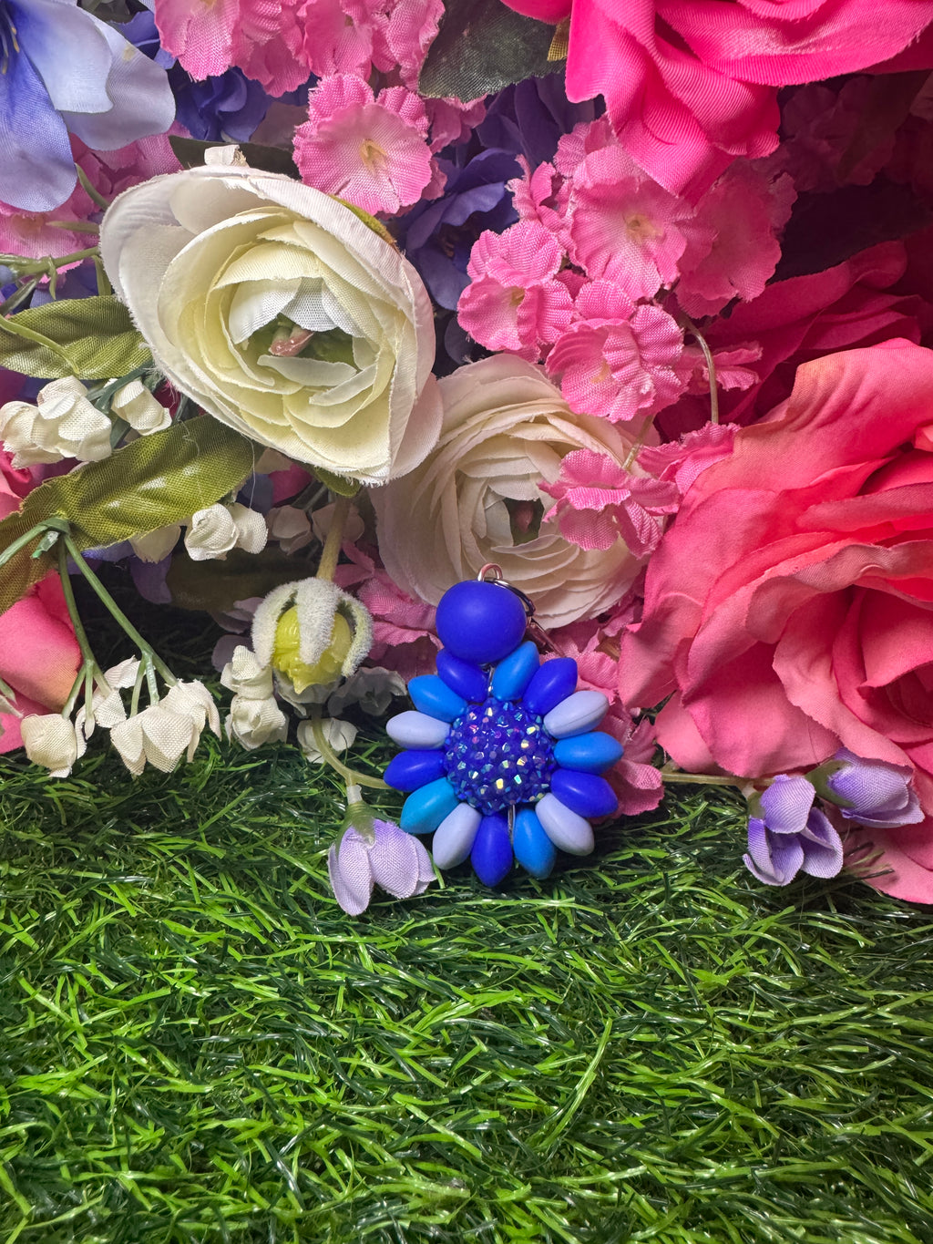 Custom Flower Poises keychains