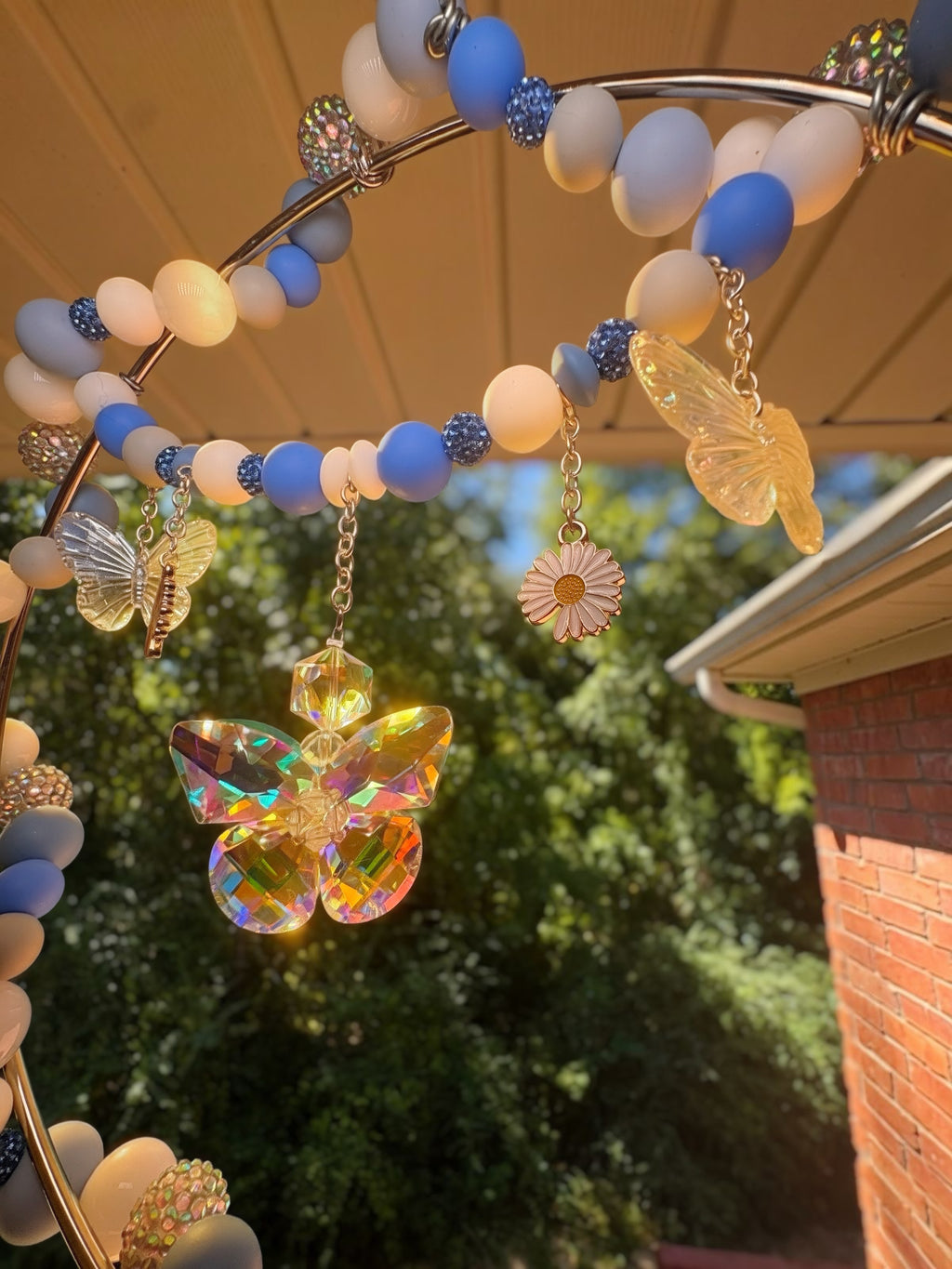 Radiant flutters patio hanger large