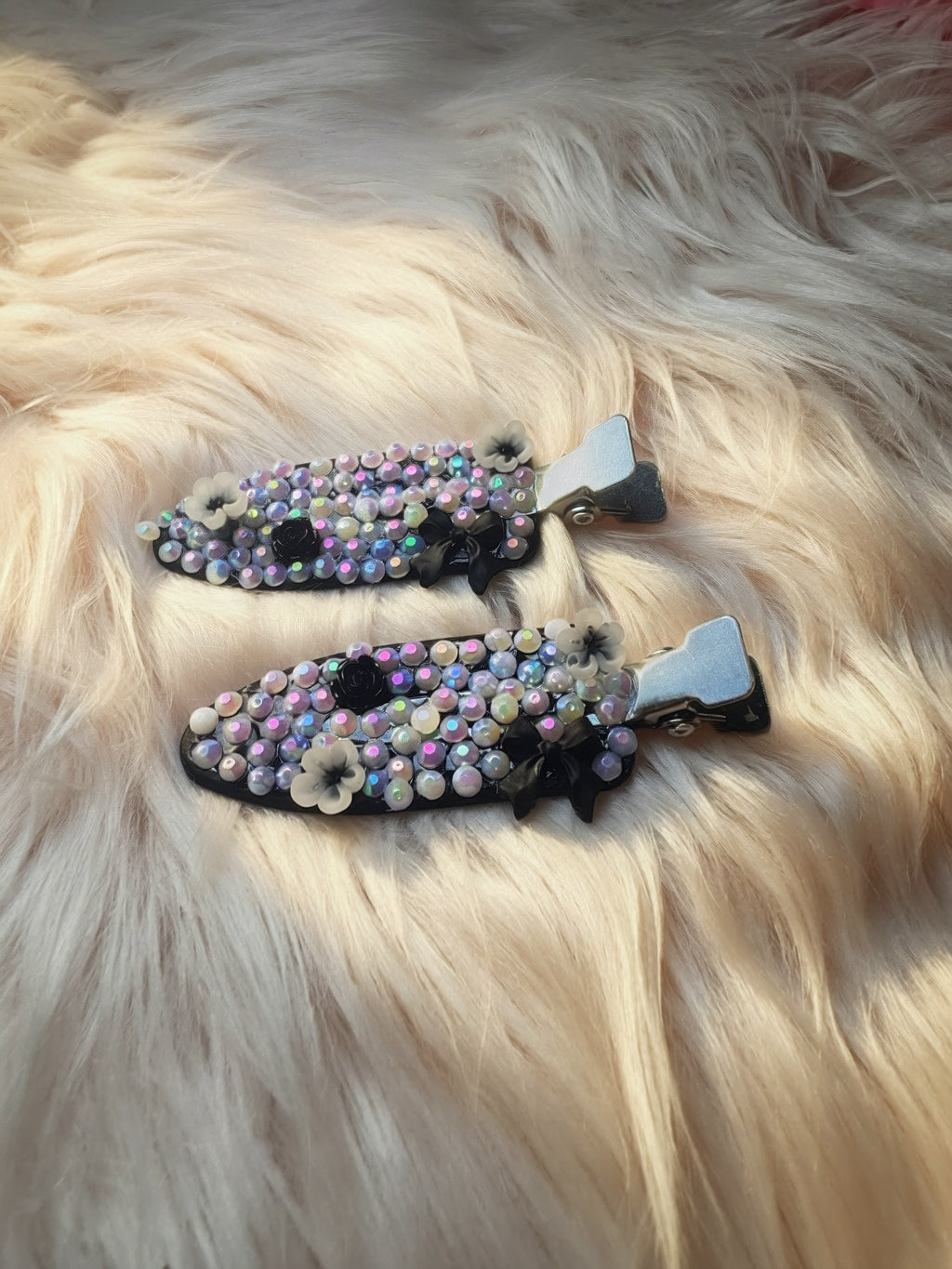 Blingy Creaseless hair clips