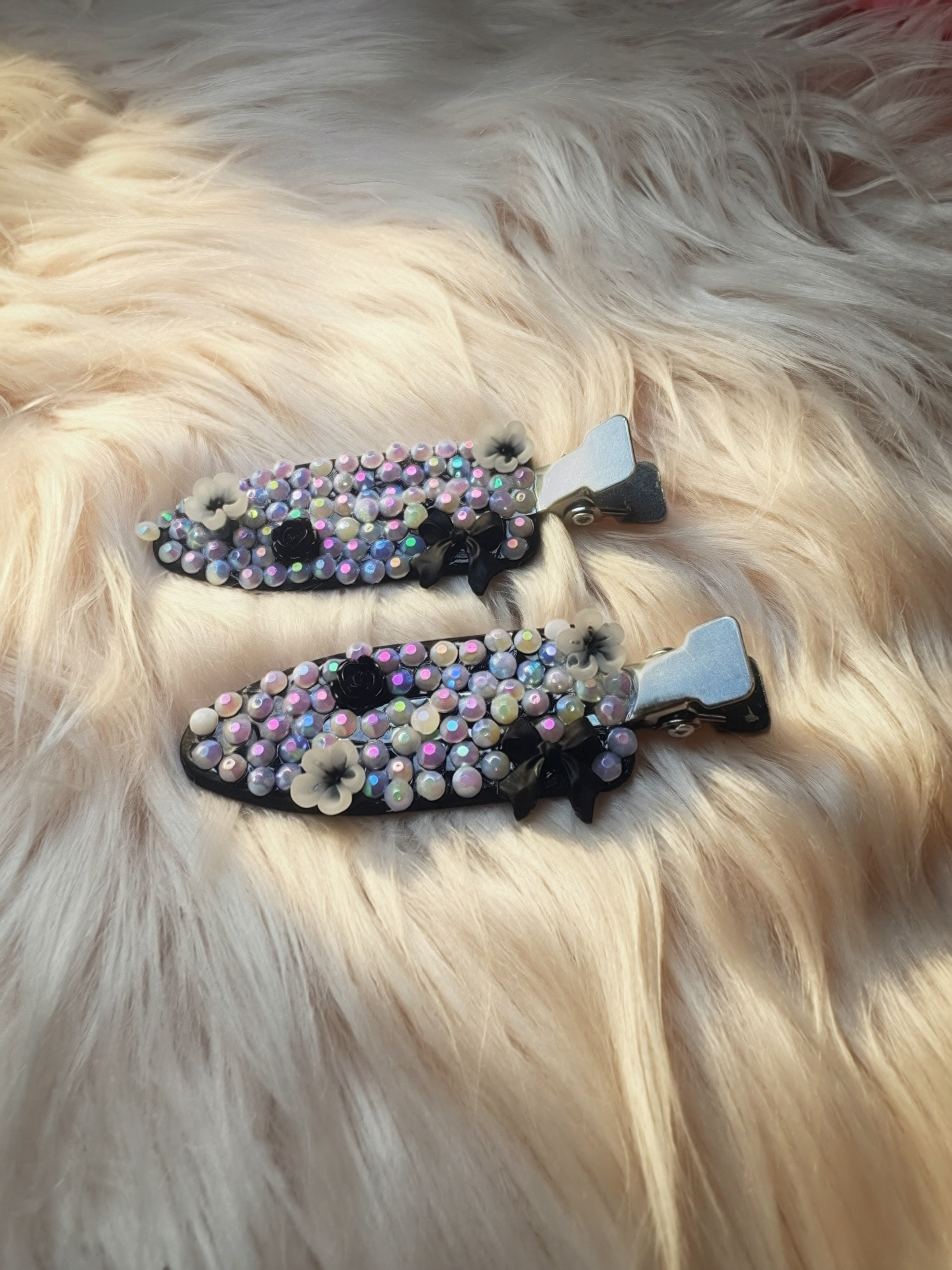 Blingy Creaseless hair clips