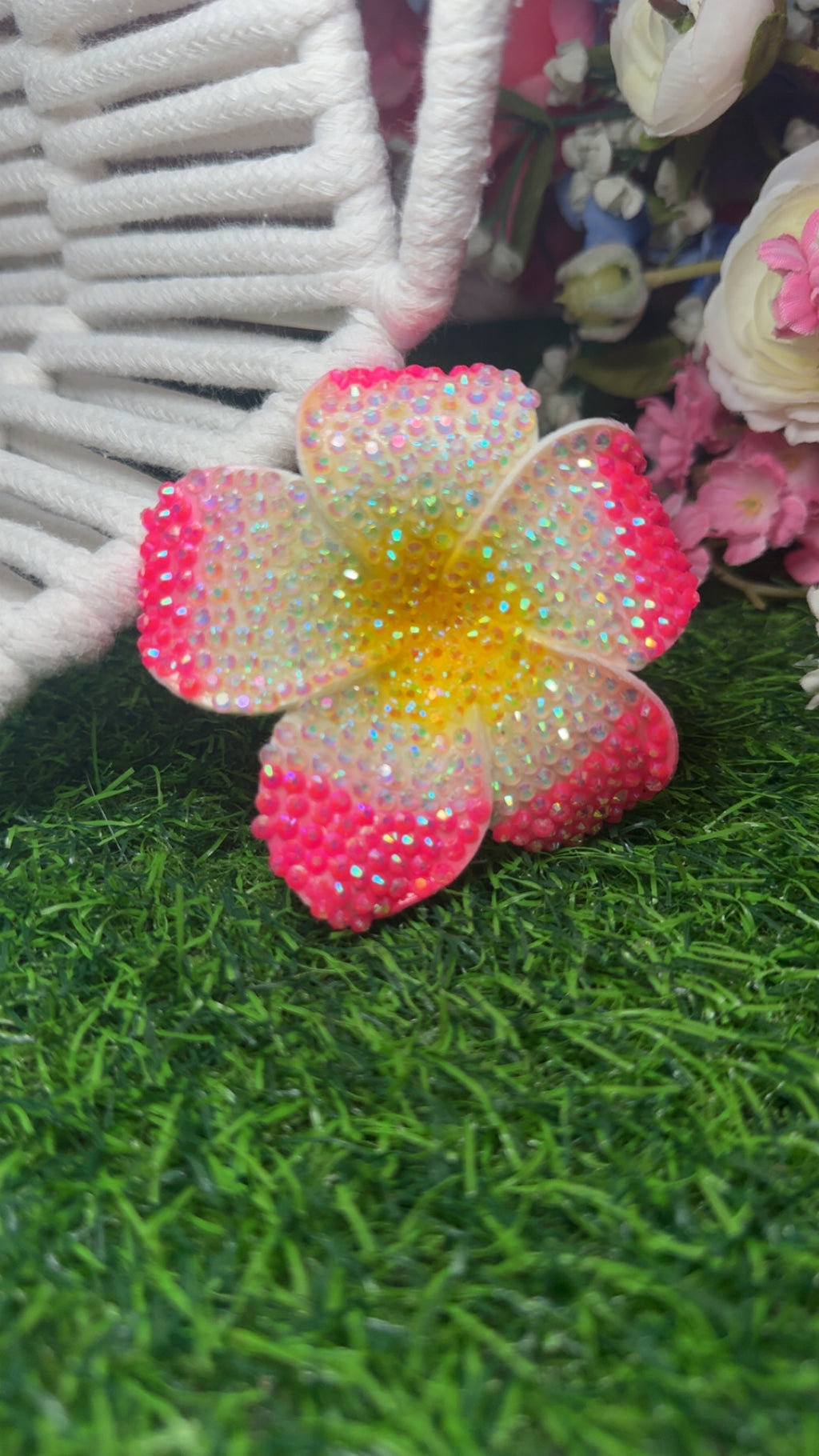 Flower hair clips