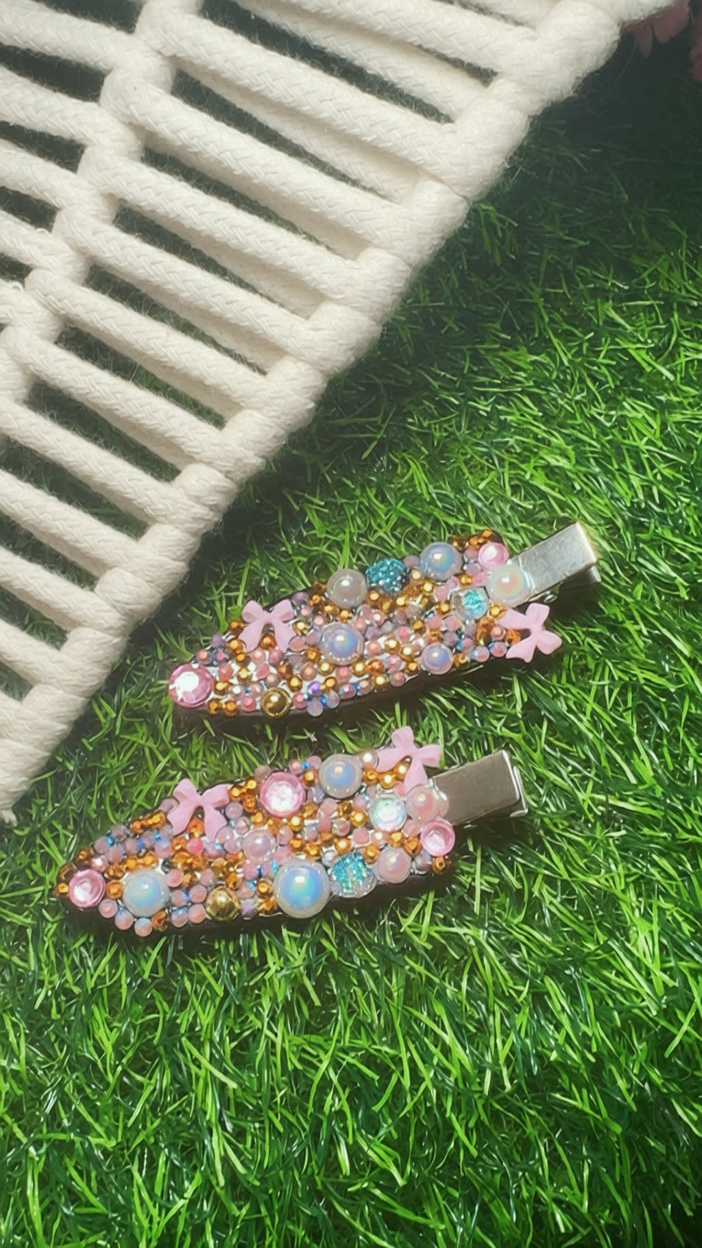 Blingy Creaseless hair clips