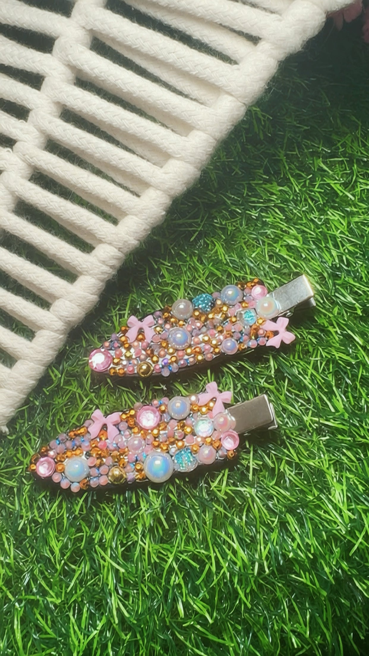 Blingy Creaseless hair clips