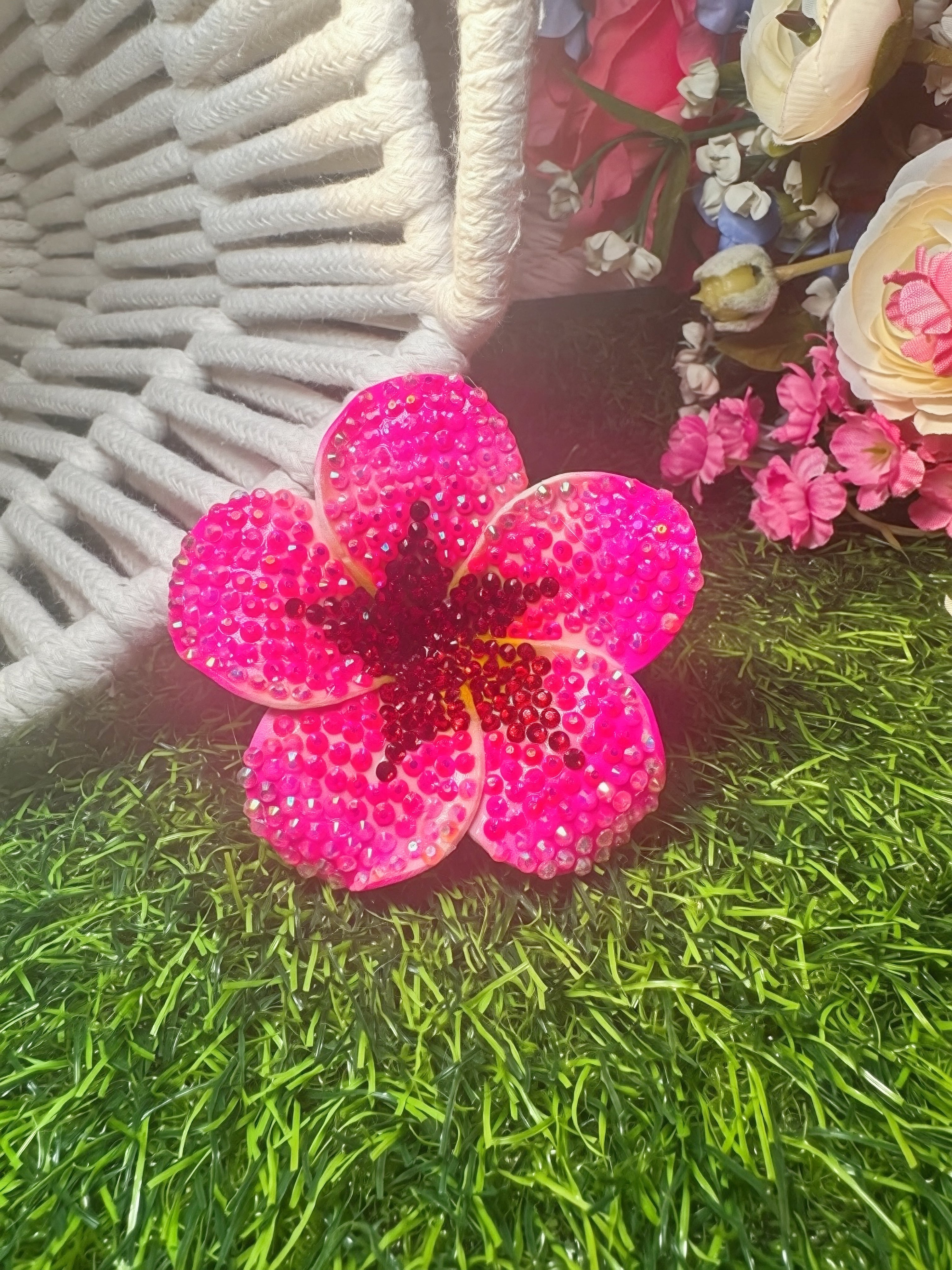 Flower hair clips